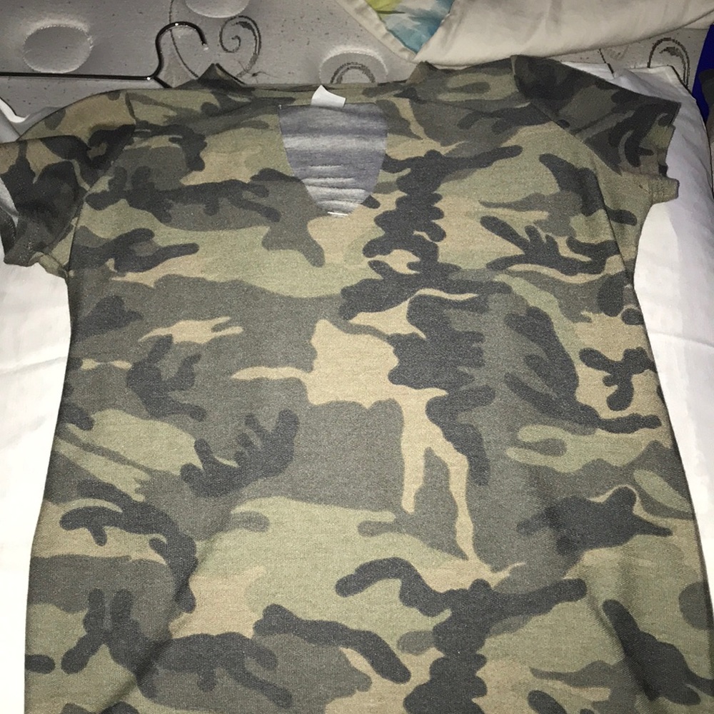 Deep v choker lazor cut camouflage shirt